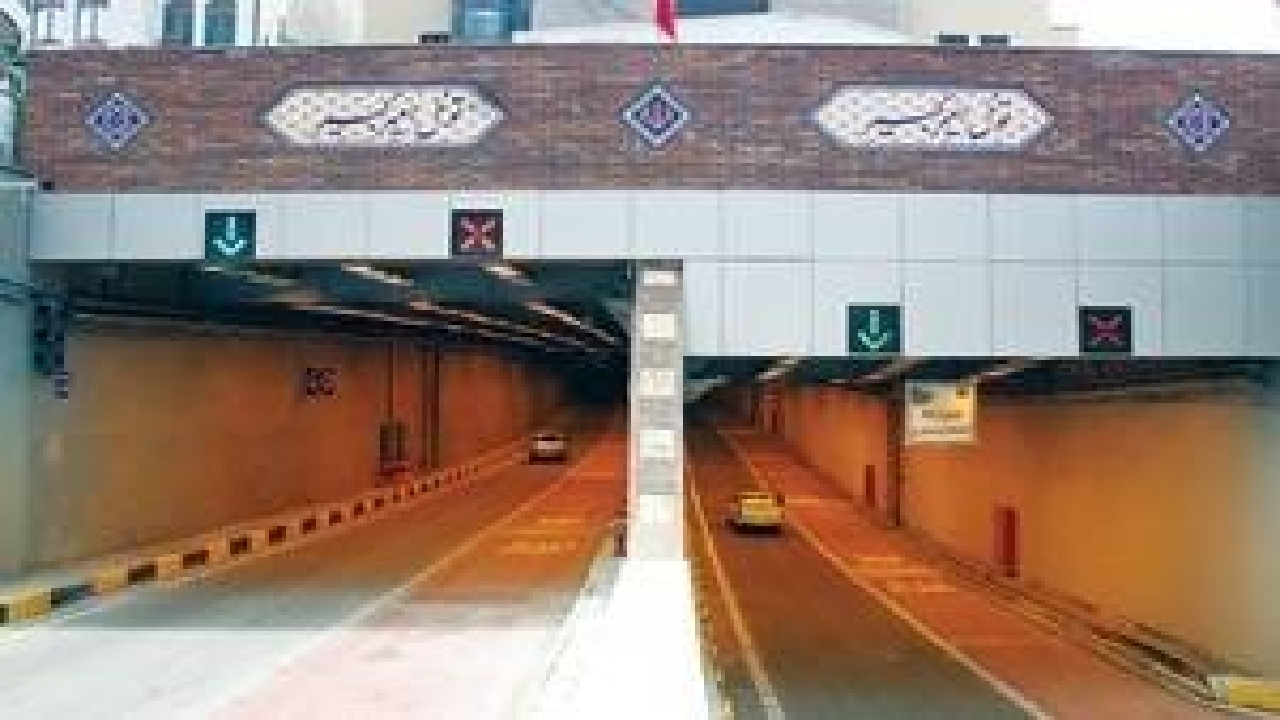 هر دو مسیر تونل امیر کبیر امشب مسدود است