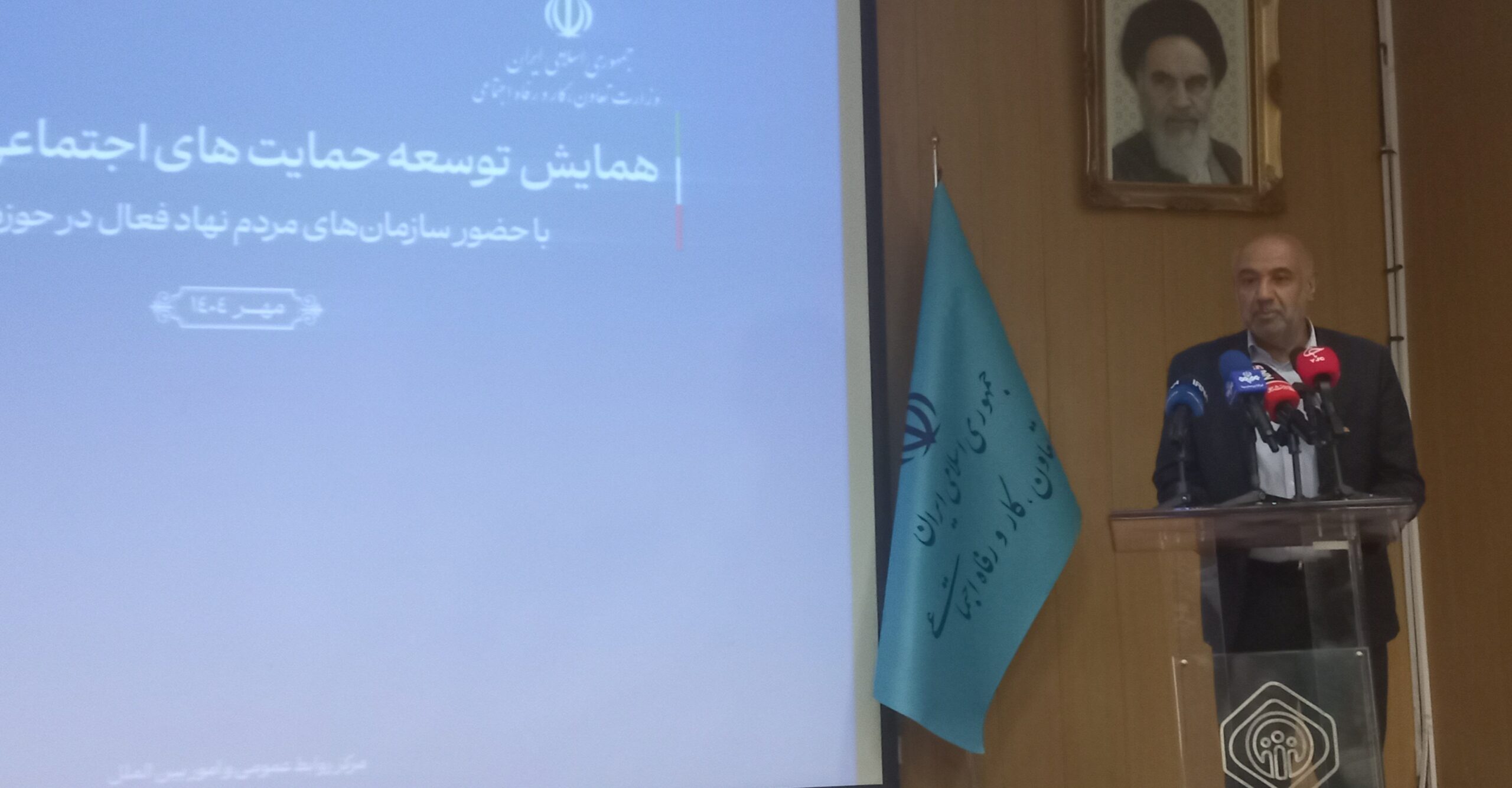 اقدامات موثر برای کاهش بازماندگان از تحصیل در دستور کار دولت است