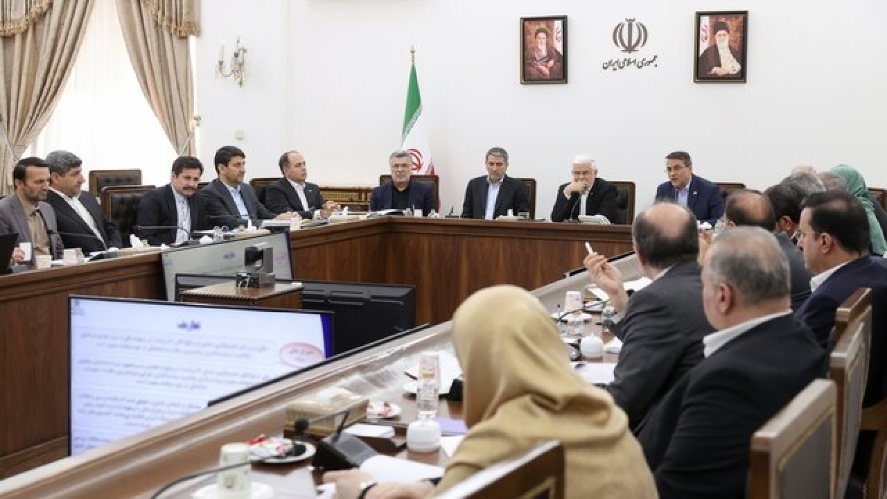 عارف: هیچ تصمیمی برای انحلال سازمان امور عشایر گرفته نشده است