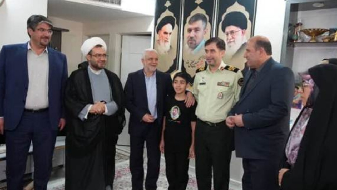 نیروی انتظامی مقتدرانه در مرز‌ها از حریم کشور دفاع می‌کند/ عزت کشور را مدیون شهدای فراجا هستیم