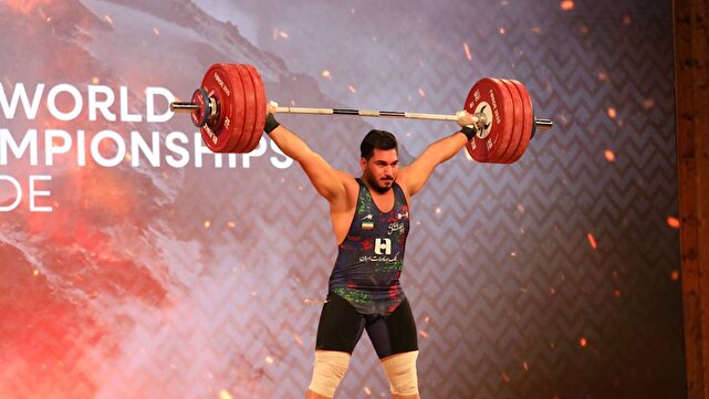 رکوردشکنی پدیده وزنه‌برداری ایران/ نصیری نقره گرفت