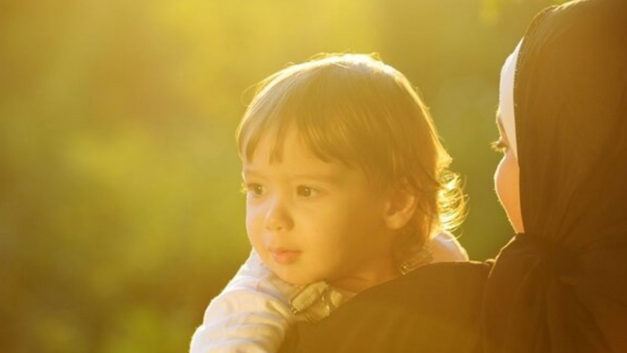 محمدی: ۶۶۴ کودک تحت پوشش بهزیستی تهران به آغوش خانواده بازگشتند