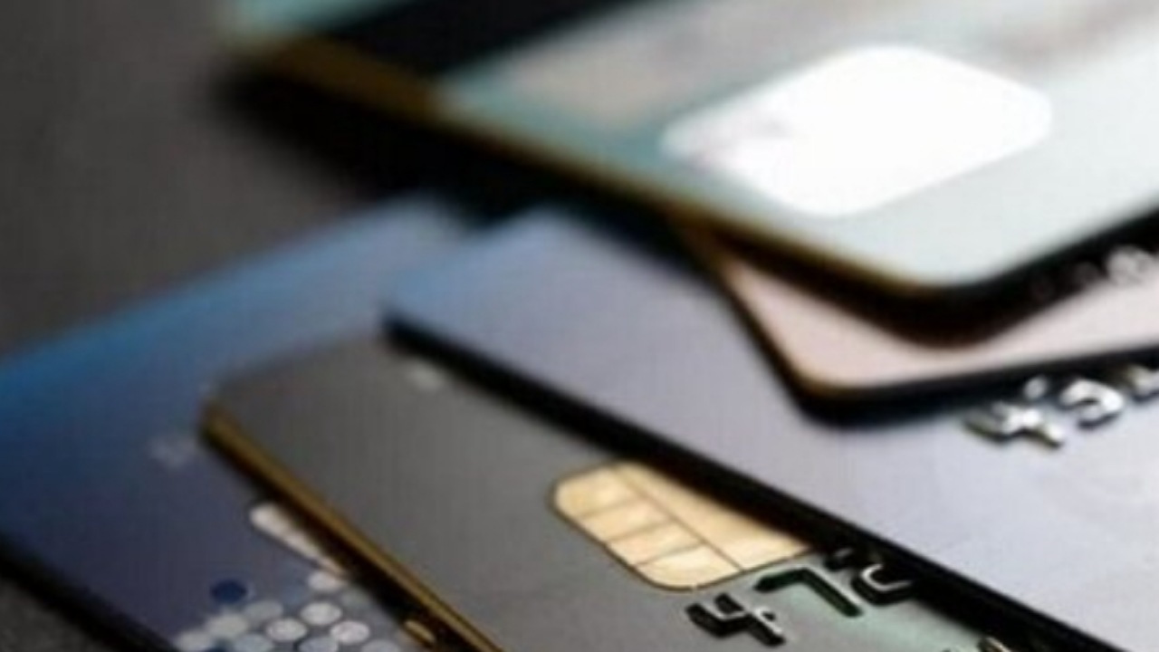 سرهنگ پاشایی: اجاره کارت بانکی و سیم‌کارت، آغاز یک جرم سایبری است