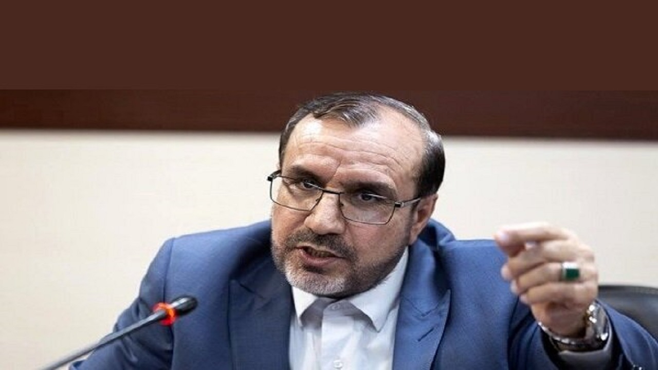 مافیای خودرو اجازه کاهش قیمت را نمی‌دهد/ چرا خودروسازها واردات انجام می‌دهند؟