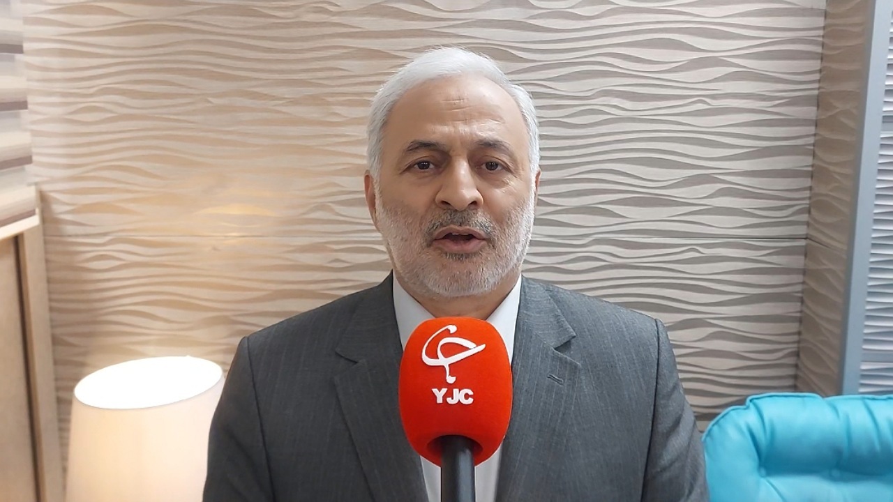 مهدیه اسفندیاری در کانال تبادل قرار گرفته است