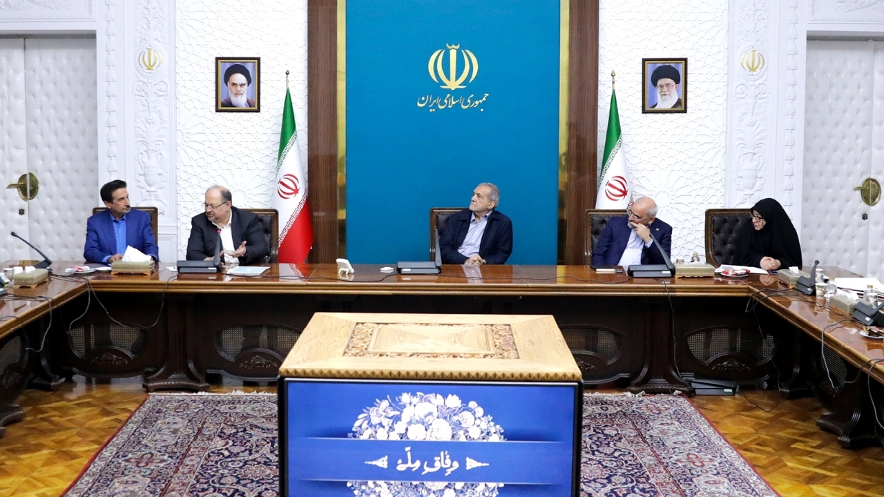 تیمی تخصصی در دولت مأمور شده تا روند صادرات محصولات پتروشیمی را تسهیل کند