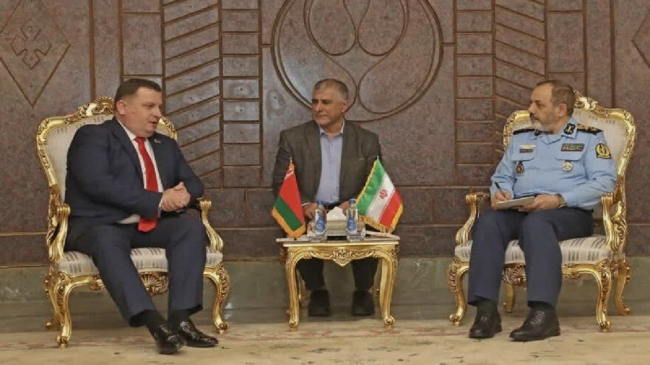 وزیر دفاع: از گسترش همکاری دفاعی و صنعتی ایران و بلاروس استقبال می‌کنیم