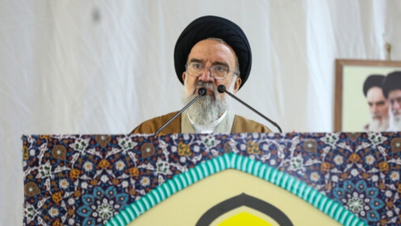 خاتمی: ملت ایران مظهر امید و عزت هستند و زیر بار زور نمی‌رود