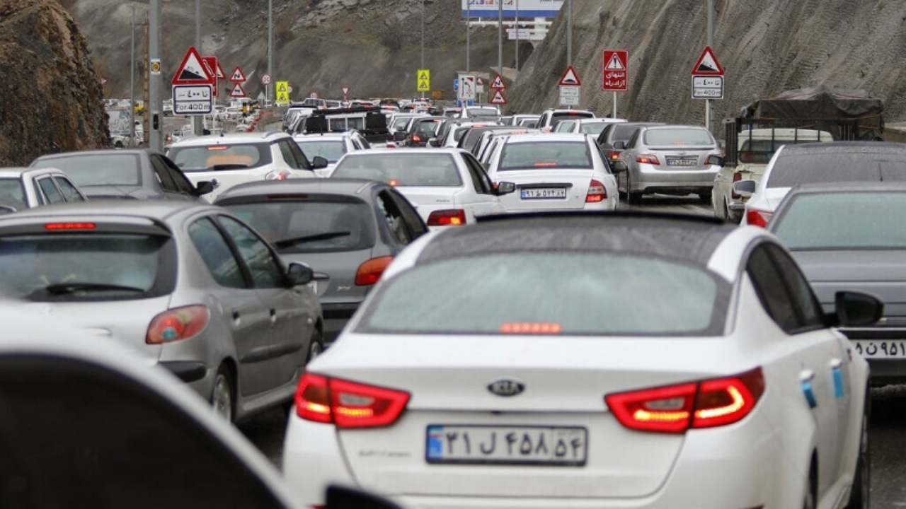 جاده چالوس یکطرفه شد / محدودیت‌های جدید از سوی پلیس راه فراجا اعلام شد