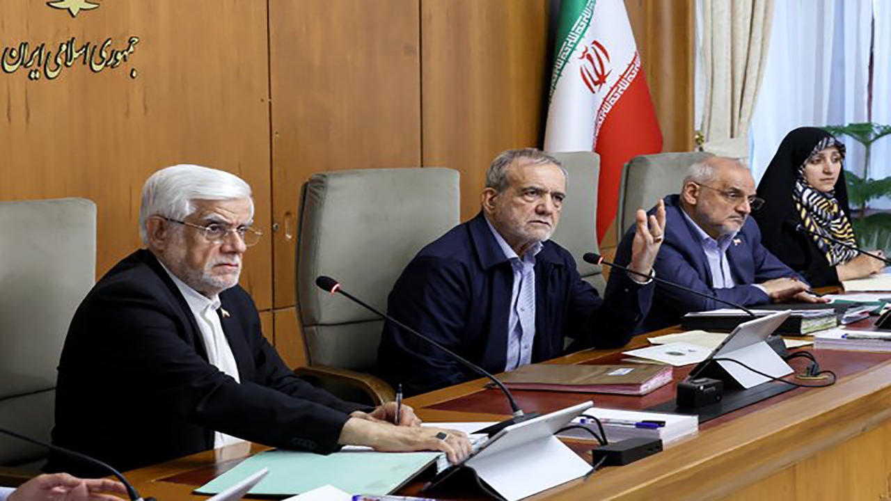 گزارش وزیر ورزش و رئیس سازمان انرژی اتمی از دستاورد‌های یکساله گذشته