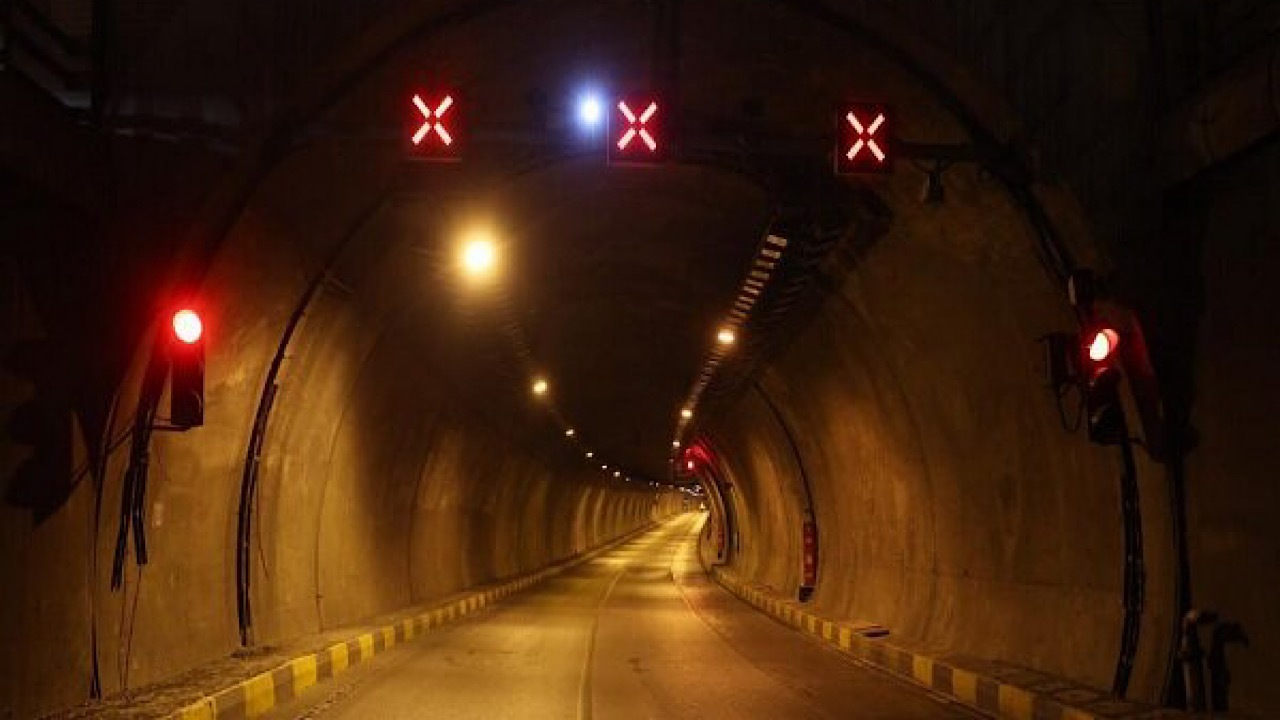 هر دو باند تونل نیایش، و هر دو دهانه تونل امیرکبیر امشب مسدود است