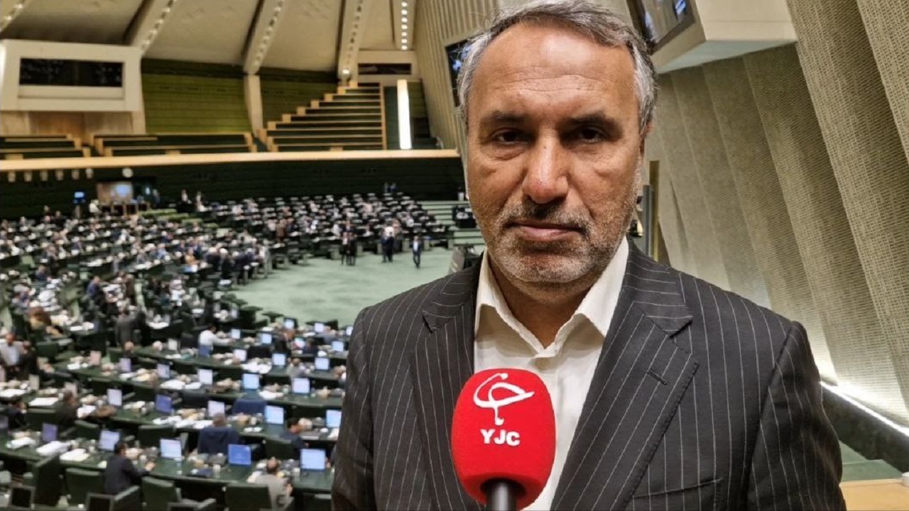 وزارت راه و شهرسازی و دستگاه‌های دولتی از زمین‌های تحت اختیارشان دل نمی‌کنند