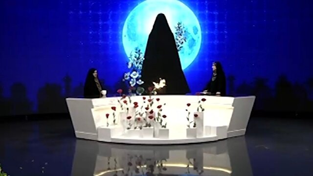 یک پژوهشگر فلسفه از حضرت زهرا (س) الگو گرفته است + فیلم