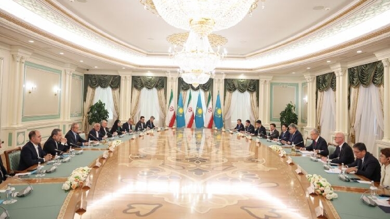 پزشکیان: ایران بهصرفهترین و کارآمدترین مسیر ترانزیتی برای قزاقستان است