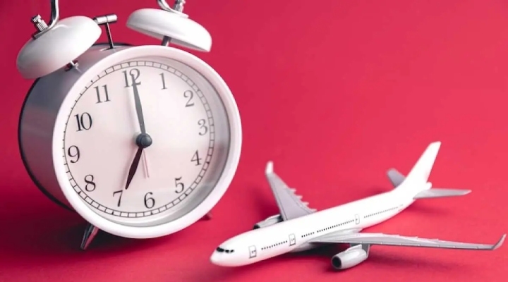 چطور بلیط لحظه آخری شیراز تهران پیدا کنیم؟ راهنمای کاربردی