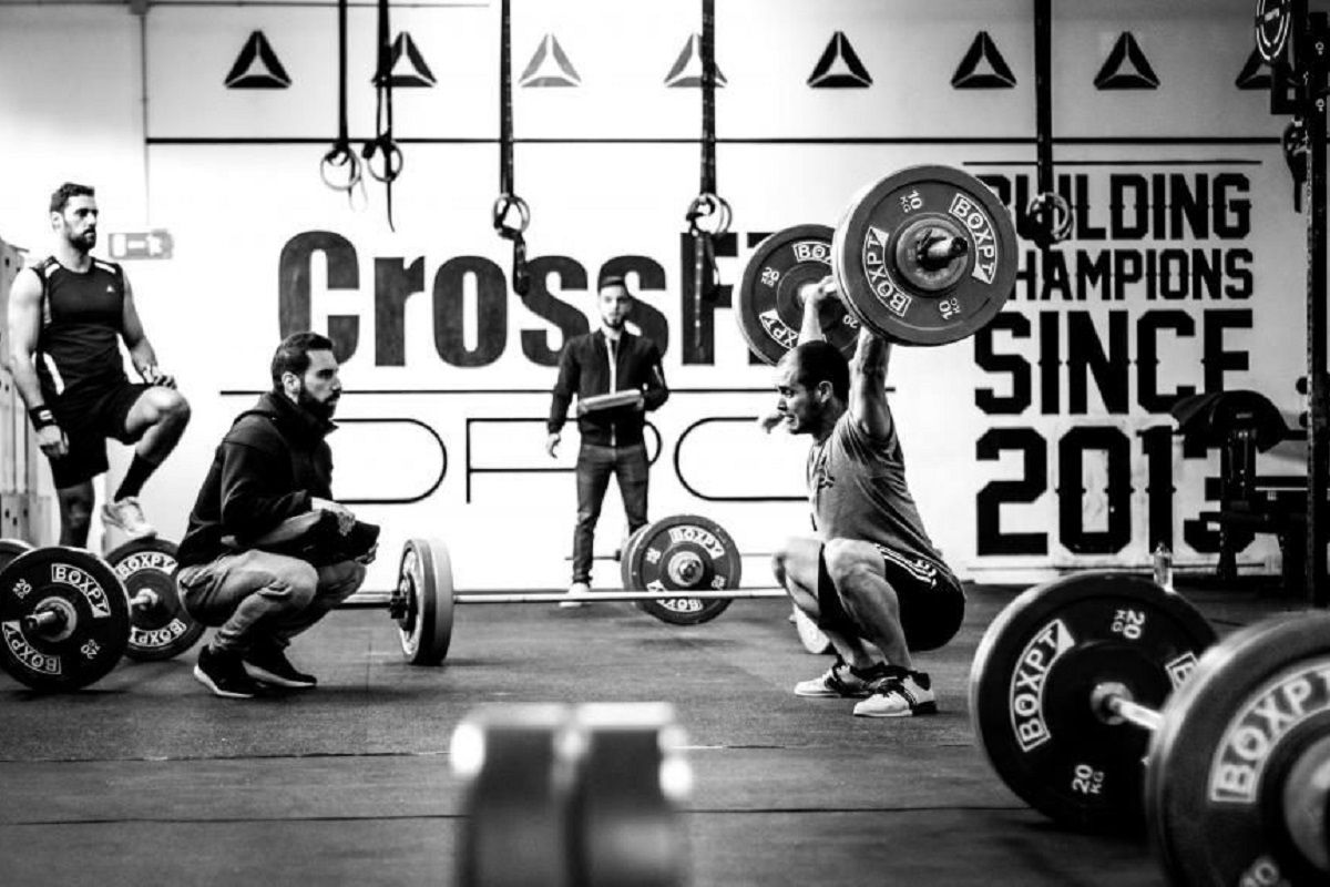 پایان روزهای پرحاشیه کراسفیت در فدراسیون وزنهبرداری/ وزیر دستور انتقال داد