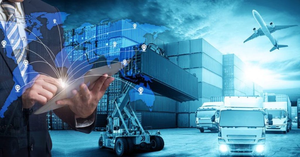 شائبه تخلفی عجیب در گمرک با حمایت جریان خاص/ آیا نهادهای نظارتی ورود میکنند؟