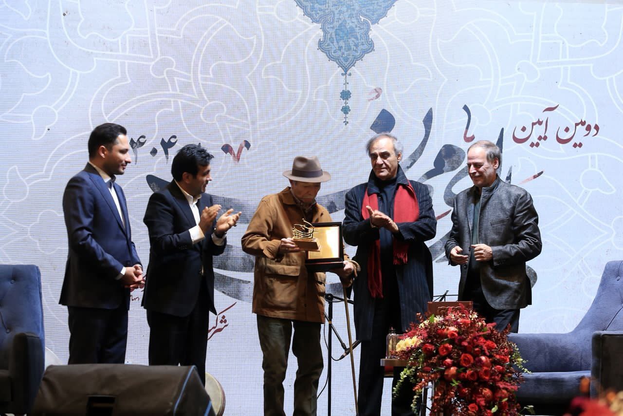 اصالت ایرانی سرمایه‌ای است که هنوز به اقتصاد و صنعت ترجمه نشده است