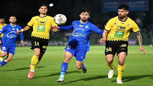 استقلال ۱ – ۱ سپاهان/ گزارش لحظه به لحظه