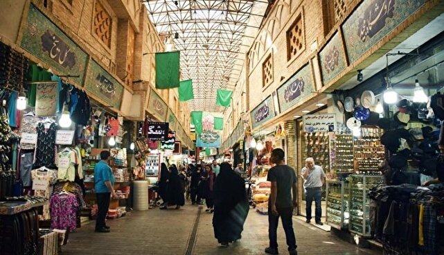 نقش پر رنگ اصناف در برقراری آرامش و ثبات اقتصادی در کشور/ پشت پا زدن اصناف به اغتشاشگران در جریانات اخیر