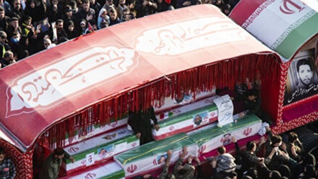 حضور گسترده مردم در تشییع شهدای مدافع امنیت