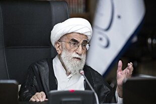 آیتالله جنتی: مقام معظم رهبری سدی در برابر زیادهخواهی دشمنان است
