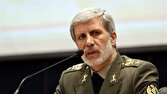 فرمانده کل ارتش: قدرت دفاعی ما از بین نمیرود