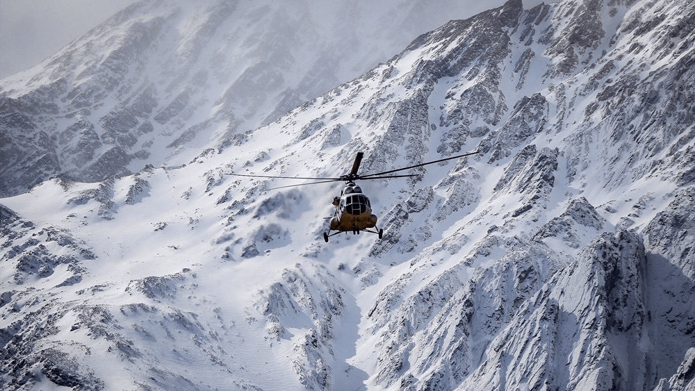 برقراری تماس‌ با ۵ مرزنشین گرفتار در برف اشنویه