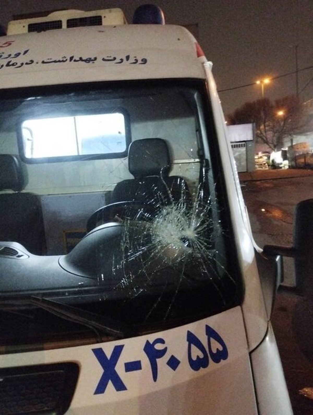 آسیب به آمبولانس اورژانس در شرق تهران