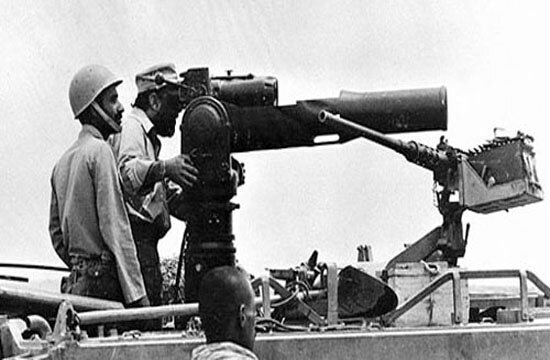 مهندسی معکوس موشک تاو توسط منوچهر منطقی/ماجرای توقف ساخت سلاحی که قرار بود ناو آمریکایی را بزند