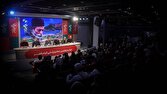 حمله به هنرمندان به جرم حضور در جشنواره فیلم فجر