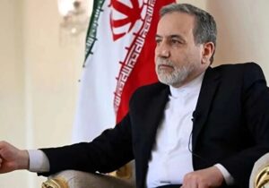 عراقچی: موشک‌ها و مسائل منطقه‌ای قابل مذاکره نیست