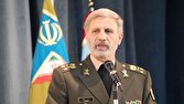 فرمانده کل ارتش: دفاع و دیپلماسی در یک میدان اجرا میشود/ ارتش در آمادگی کامل است