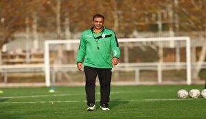 نمایندگان آسیایی ما در دفاع تیمی مشکل دارند/ عدم میزبانی در آسیا به ضرر فوتبالمان است