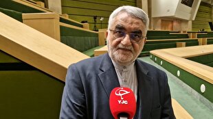 برای اثبات عدم تخطی از فعالیت‌های صلح‌آمیز هسته‌ای به آژانس اجازه بازدید از تاسیسات اتمی داده می‌شود