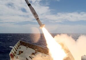 موشک پدافندی دریاپایه صیاد ۳-G از روی ناو شهید صیاد شیرازی شلیک و عملیاتی شد