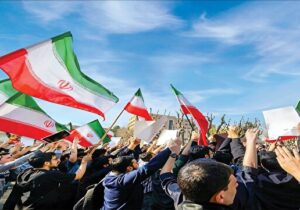 توهین به پرچم تبعات حقوقی دارد