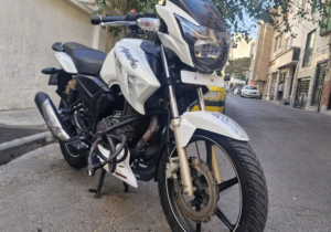 آپاچی ۱۸۰،موتوری که خلافکار ها سوارش شدند هم پلیس ها !