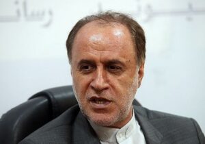 حاجی بابایی: حقوق کارمندان تا ۵۰ درصد افزایش می‌یابد