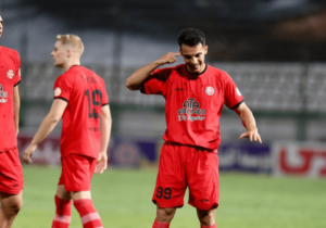 سپاهان با یک رأی صدر را از دست داد