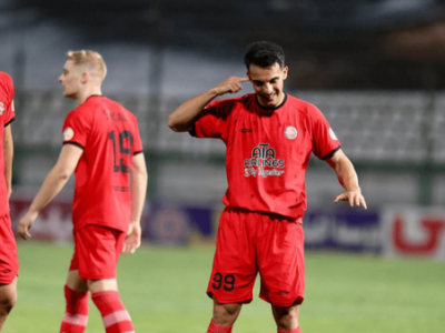 سپاهان با یک رأی صدر را از دست داد