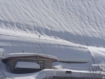 عکس | حجم سنگین برف در مسیر هورامان