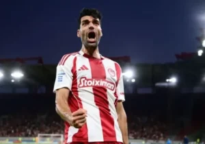 ستاره ایران، سوپر استار المپیاکوس شد