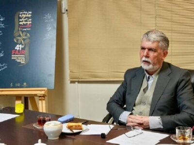 چرا جشنواره‌های فجر تعطیل نشد؟