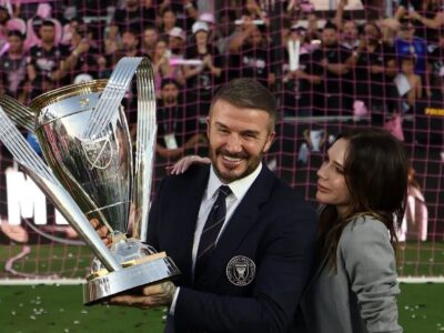 ولنتاین عاشقانه ستاره فوتبال + عکس