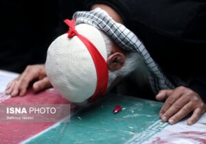 پیکر پاک ده ها شهید وارد کشور شد