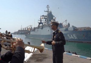 پهلوگیری ناو روسی در بندرعباس