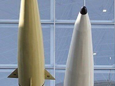 جنگ در خلیج فارس؛ سناریوی تقابل دریایی و هدف قرار دادن ناوهای آمریکایی با موشکهای نسل جدید ایران