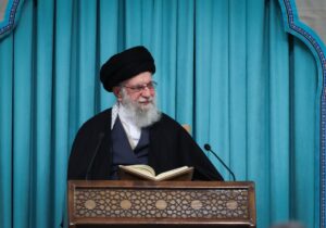 محفل انس با قرآن کریم با حضور رهبر انقلاب + عکس