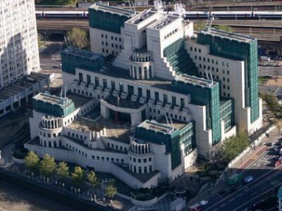 وقتی نفوذ اطلاعاتی ستون فقرات ارتشهای مدرن را خم میکند